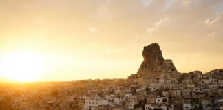 Ile lirów zabrać do Turcji?