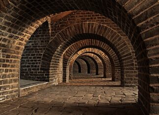 Z jaką prędkością leci piłka do golfa?